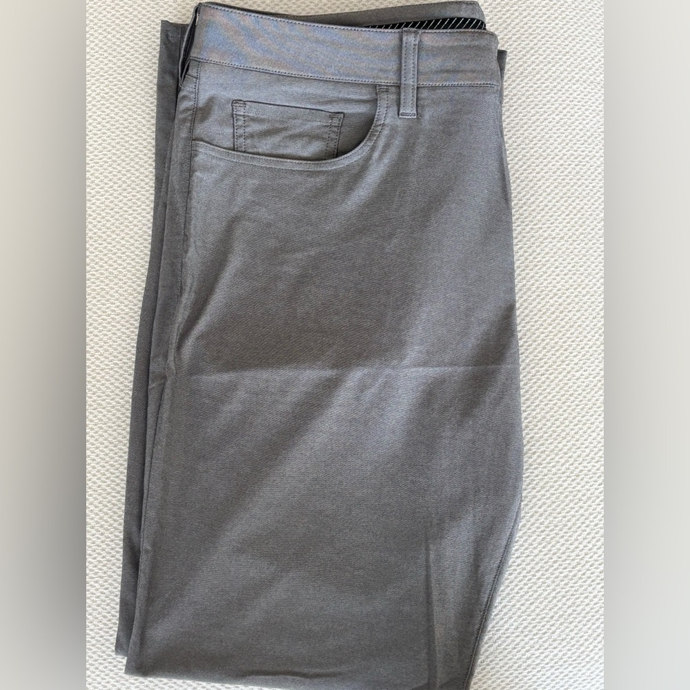 Bonobos Golf Straight Fit Pants in Gray
